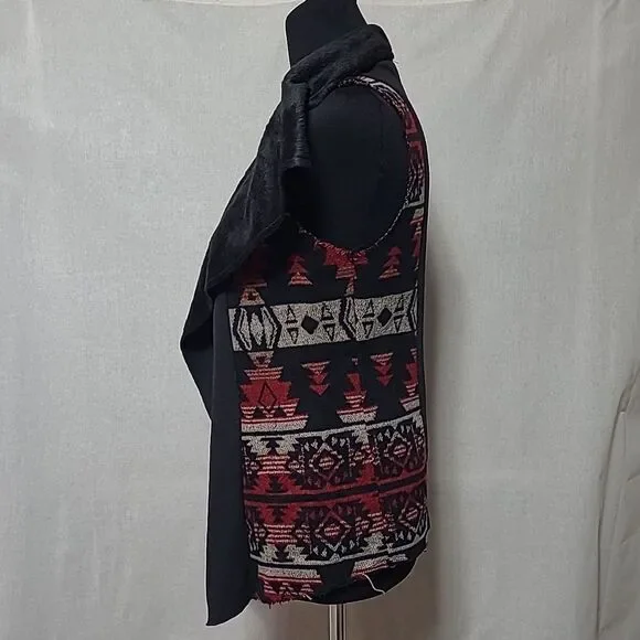 Anama Open Front Vest Women's Size Small Aztec Print Black Red Tan soft Collar - Picture 2 of 9